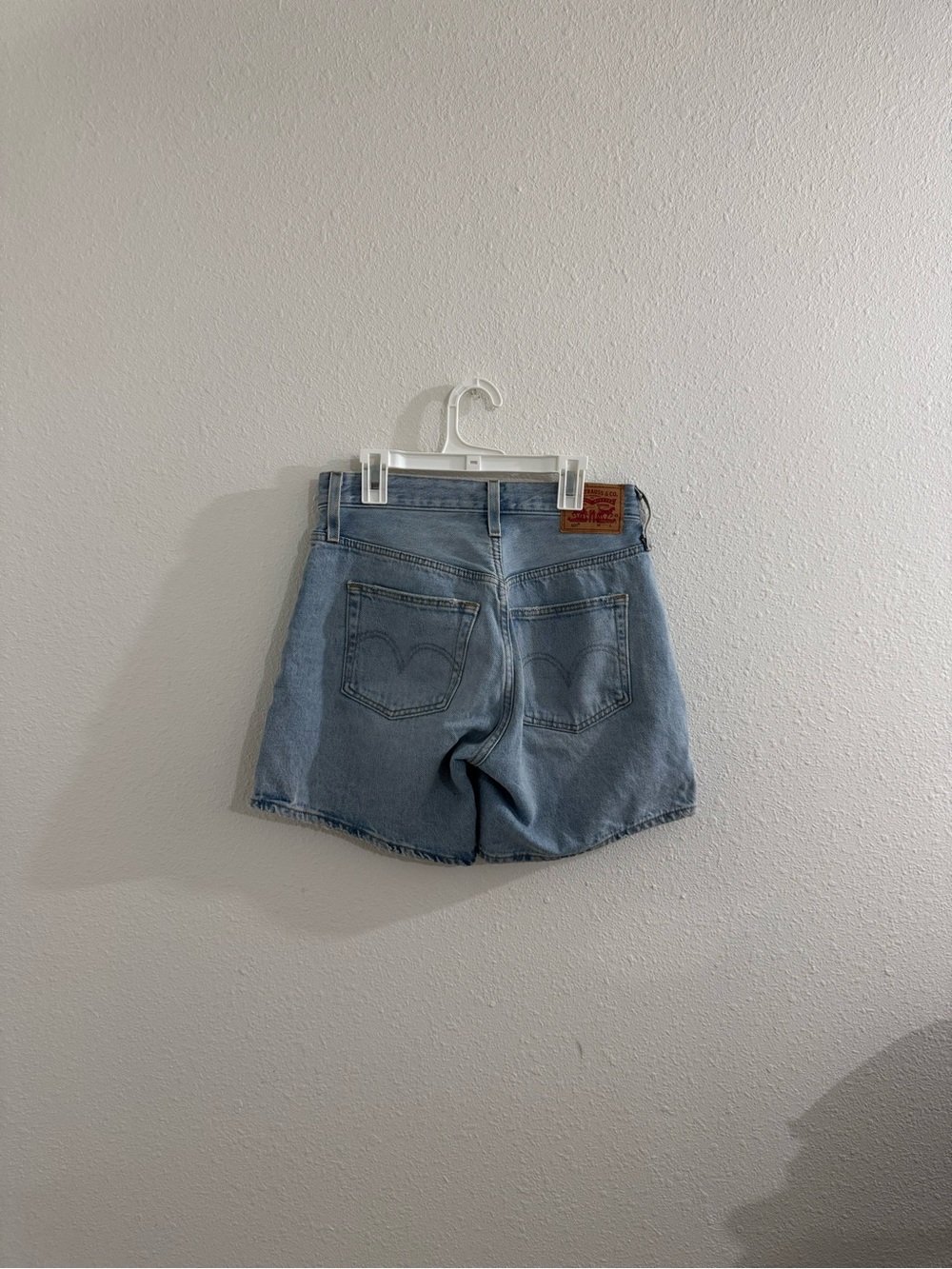 Blue Levi’s shorts